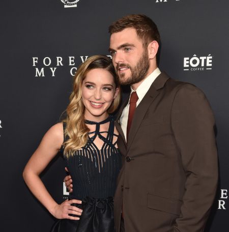 Jessica Rothe with her on-screen boyfriend Alex Roe.
